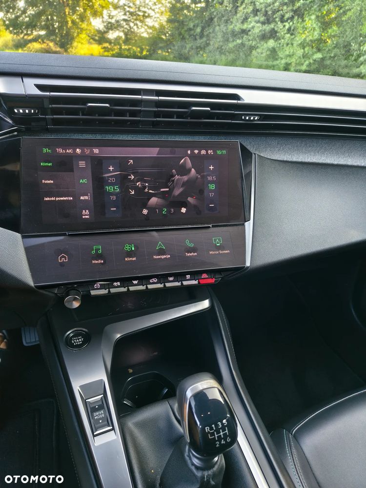 Peugeot 308 1.2 PureTech Allure S&S - 12