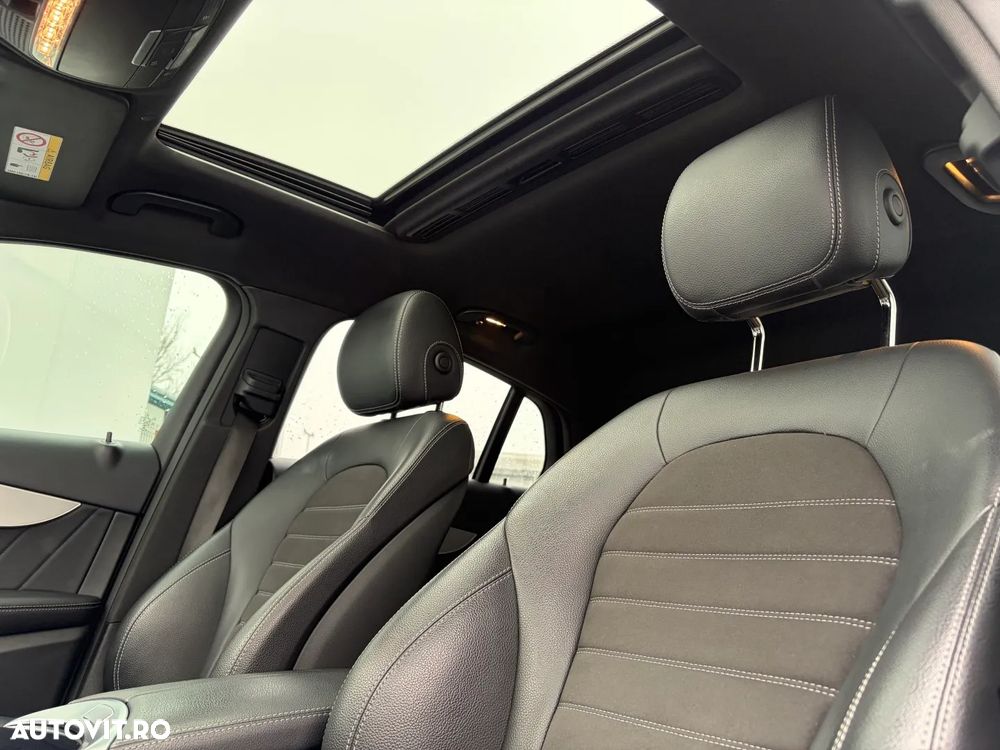 Mercedes-Benz GLC Coupe 300 e 4Matic 9G-TRONIC AMG Line - 13