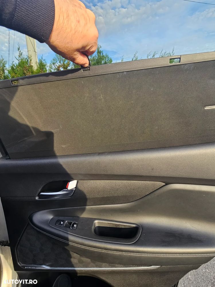 Hyundai Santa Fe Plug-in Hybrid 1.6 l 265 CP 4WD 6AT Luxury - 27