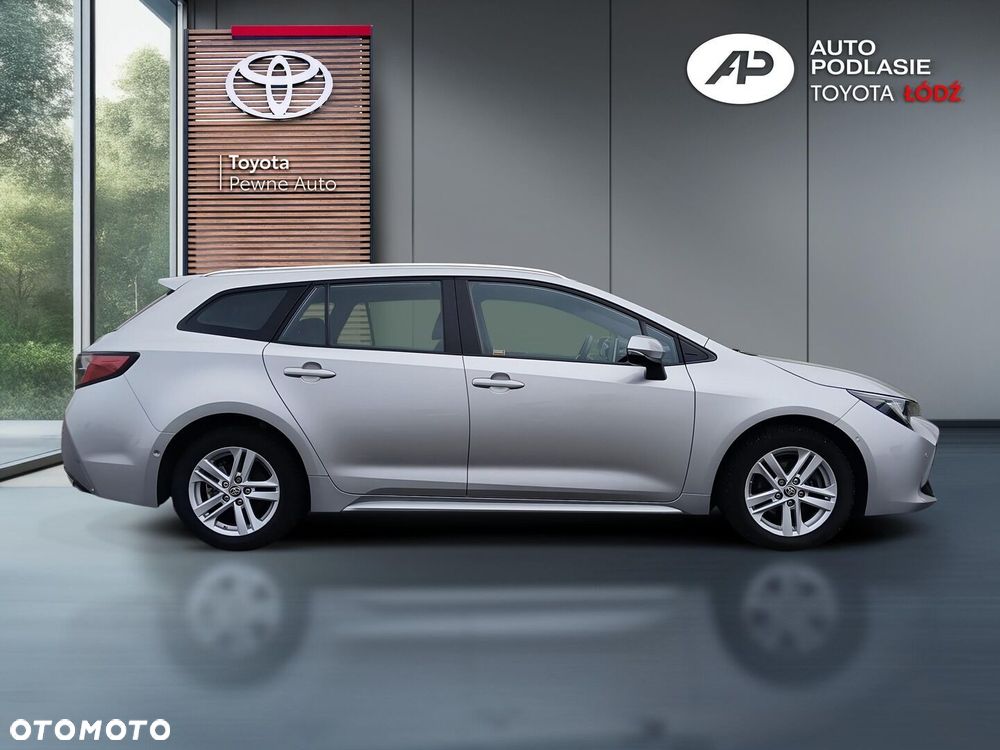 Toyota Corolla 2.0 Hybrid Comfort - 11