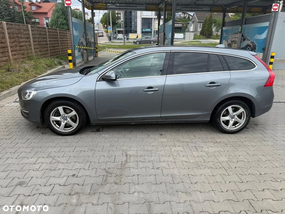 Volvo V60 D3 Drive-E Summum - 7