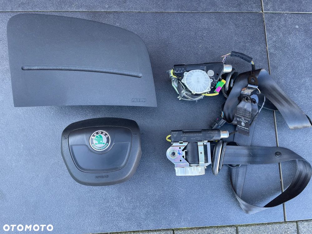 poduszka poduszki air bag napinacze komplet SKODA FABIA II ROOMSTER