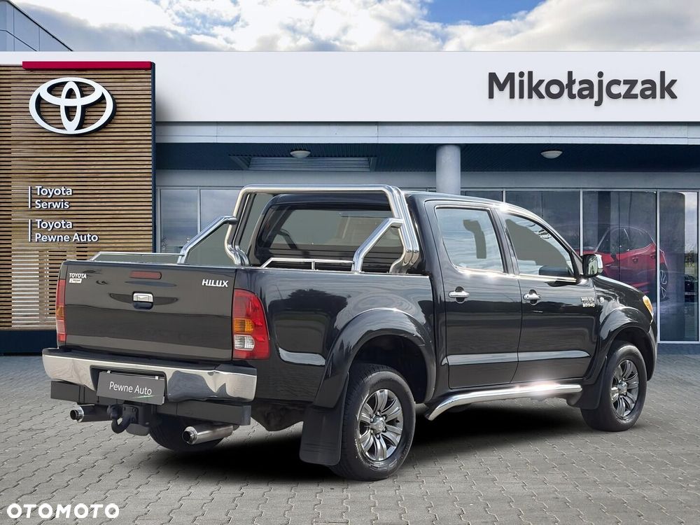 Toyota Hilux 3.0 D-4D SR5 - 3