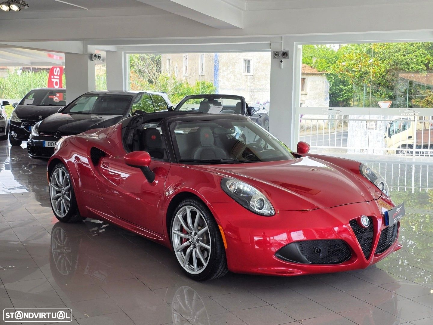Alfa Romeo 4C Spider 1750 TBi - 9