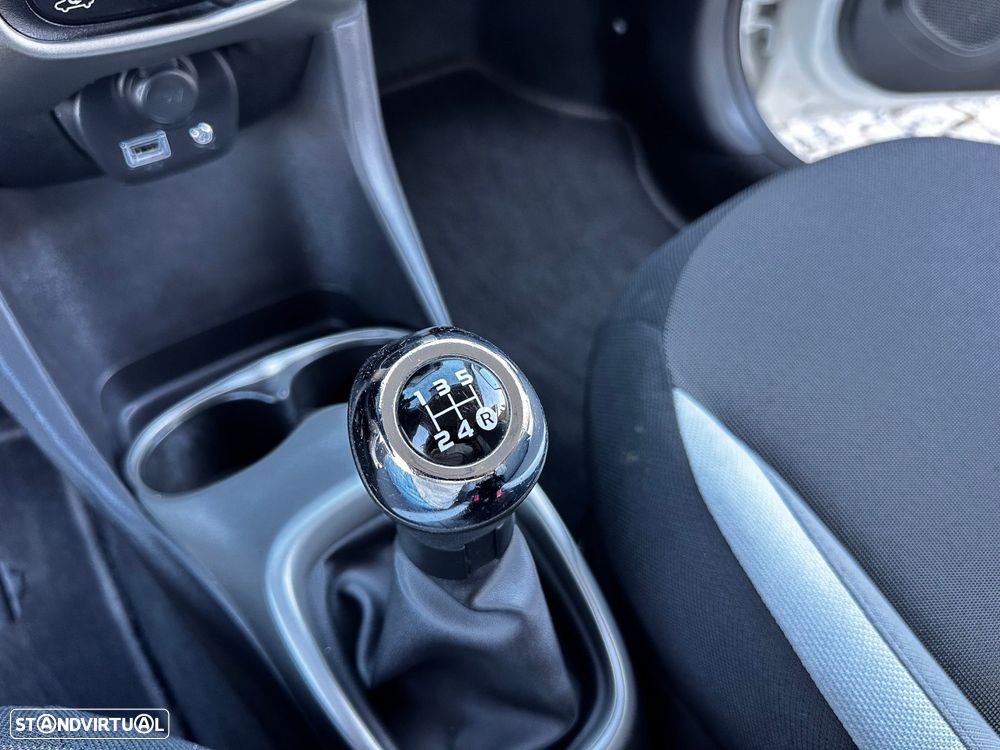 Toyota Aygo 1.0 X-Play Plus+X-Touch - 19