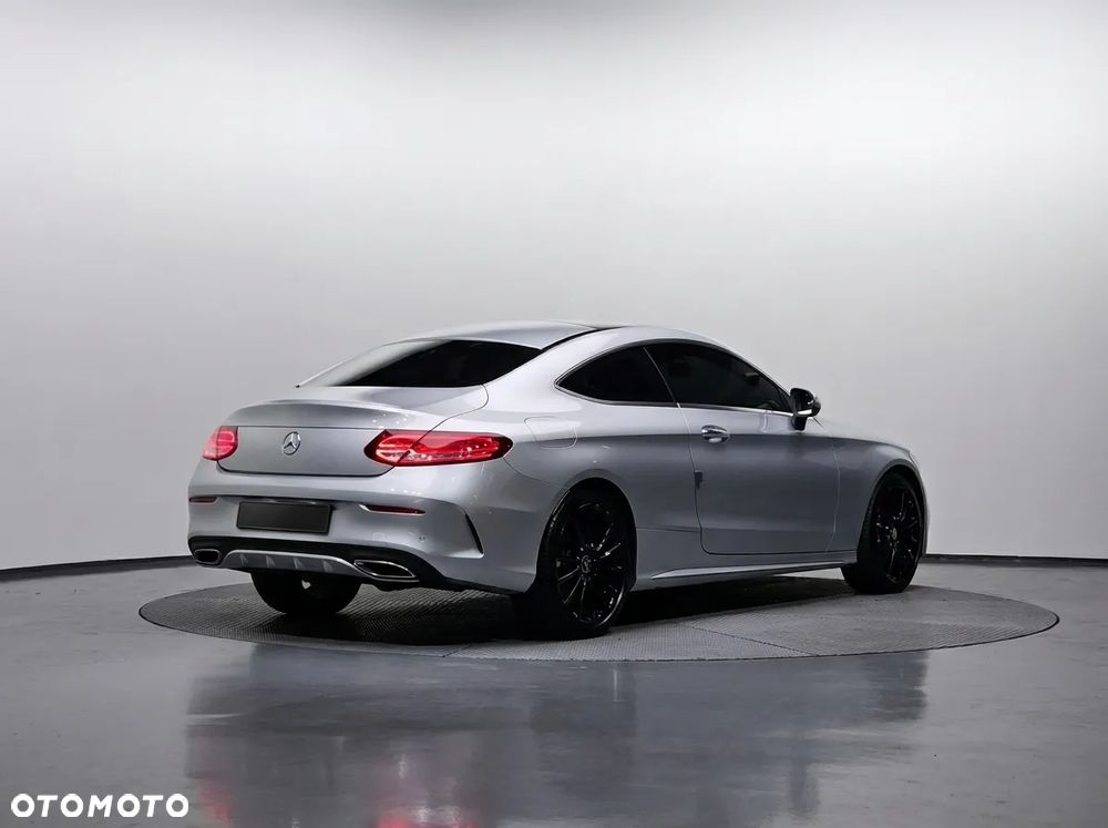 Mercedes-Benz Klasa C - 4