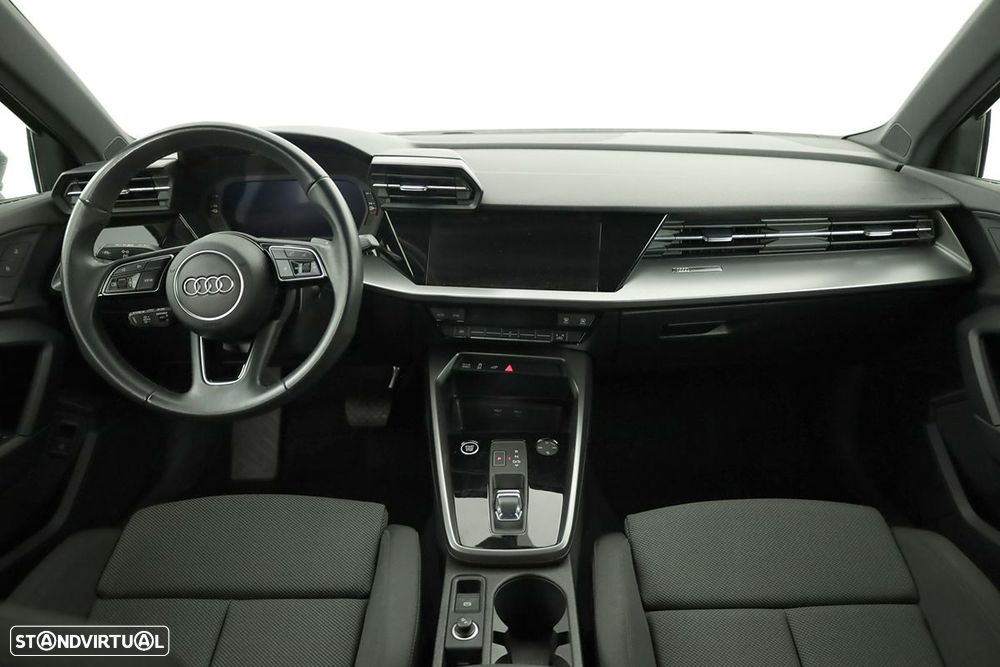 Audi A3 Sportback 45 TFSIe S line - 8