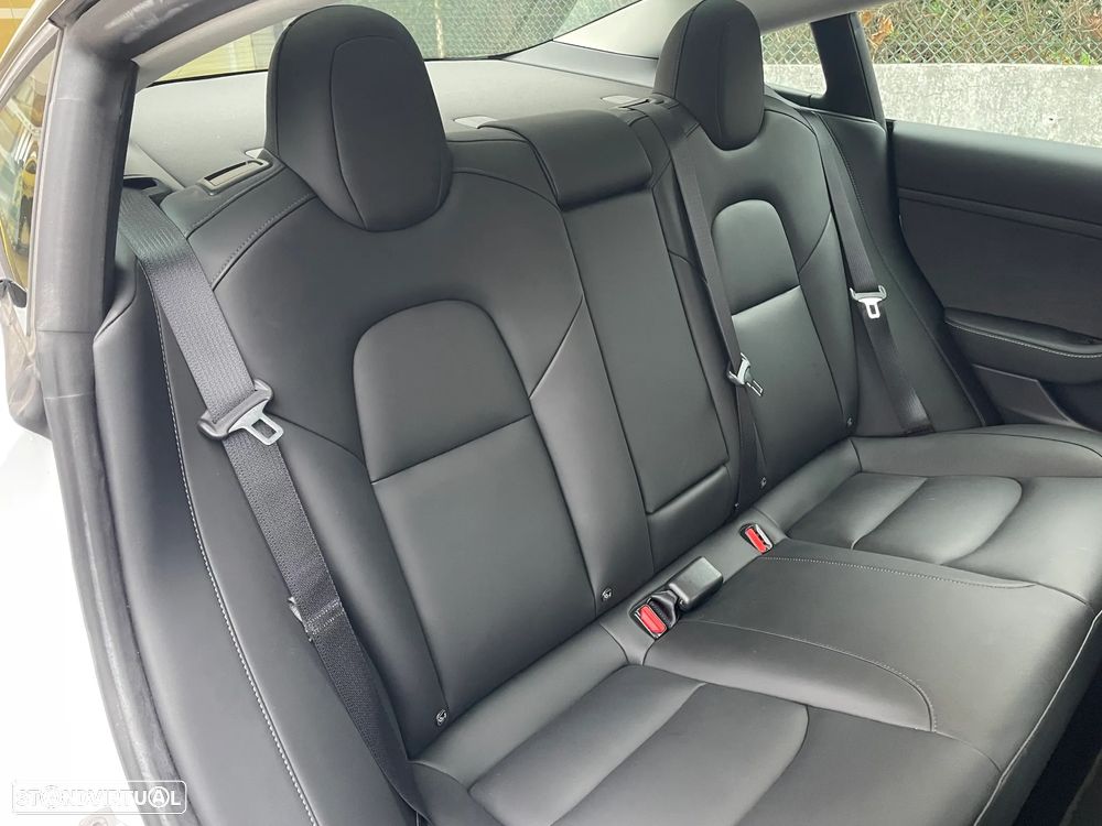 Tesla Model 3 RWD - 30