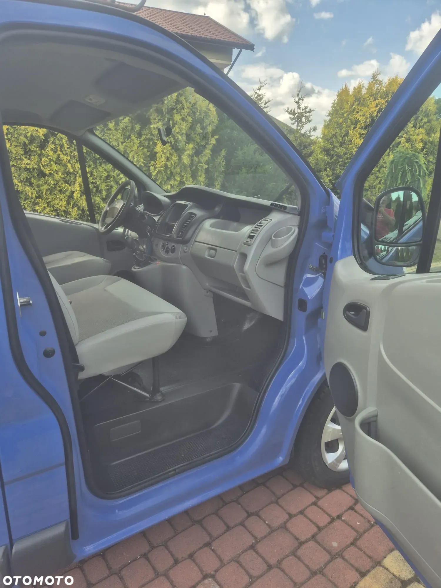 Renault Trafic - 14