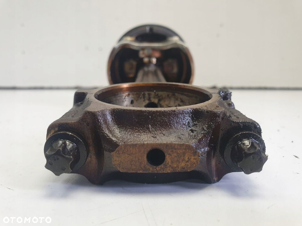 VW New Beetle 1.6 8V BFS TŁOK KORBOWÓD - 8