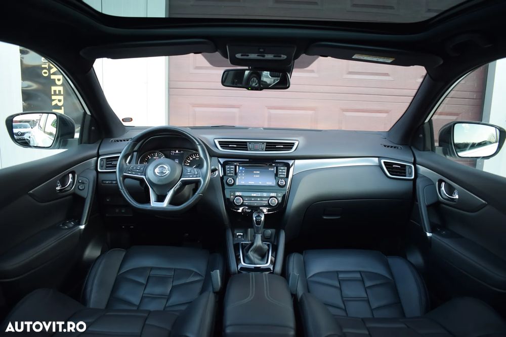 Nissan Qashqai 1.6 DCI Xtronic TEKNA - 6