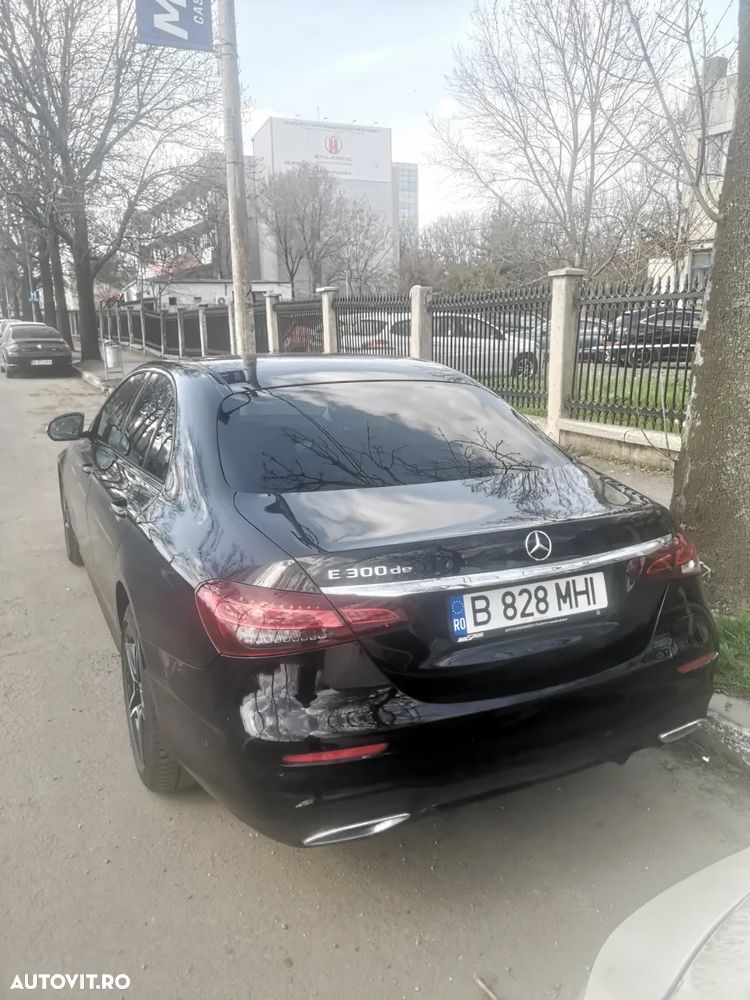 Mercedes-Benz E 300 de 9G-TRONIC AMG Line - 3