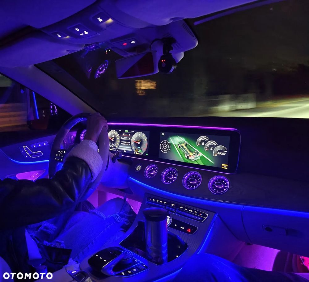 Mercedes-Benz Klasa E AMG 53 Kabriolet 4-Matic+ 9G-TRONIC - 13