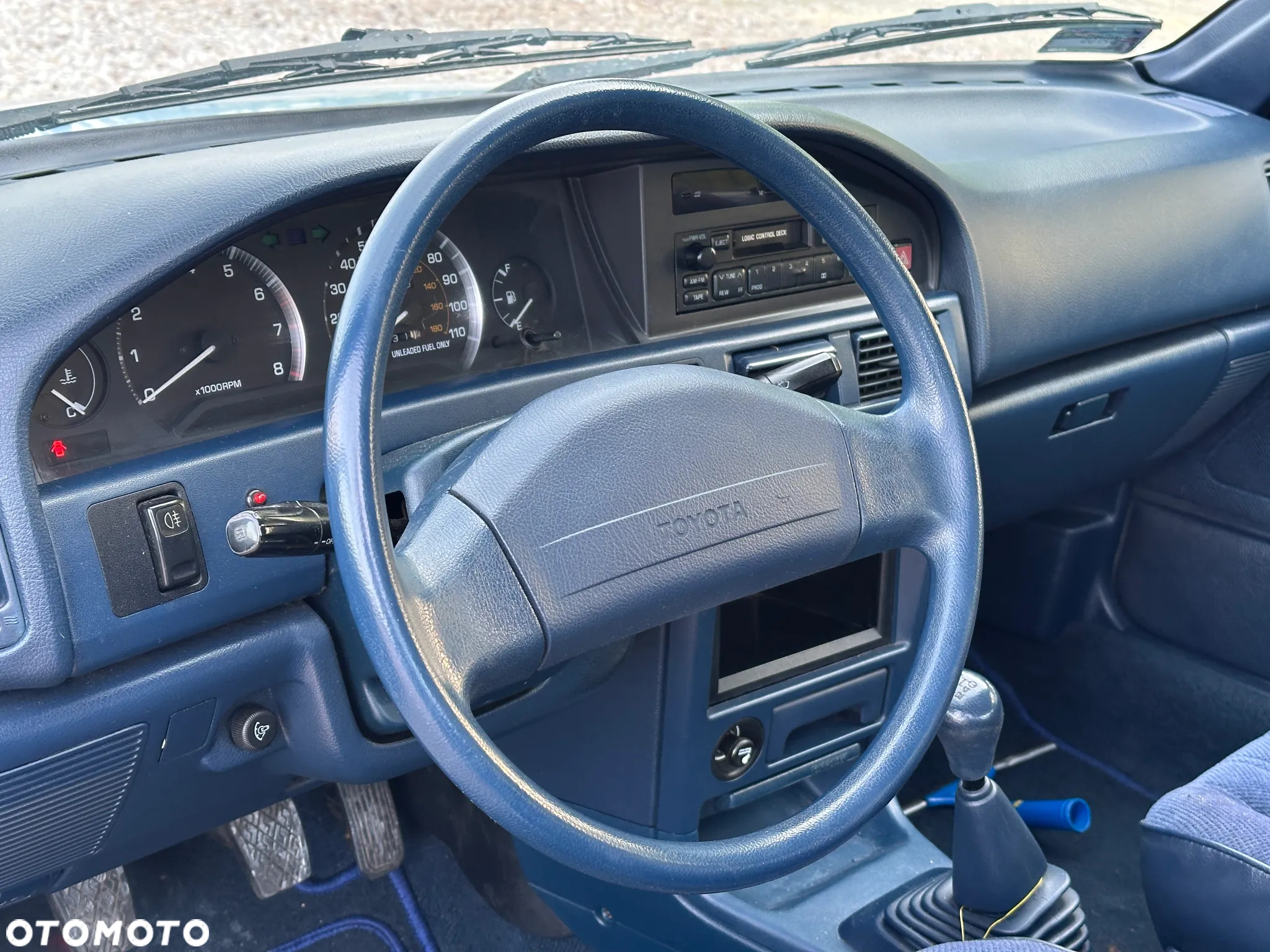 Toyota Corolla 1.6 XLi - 19