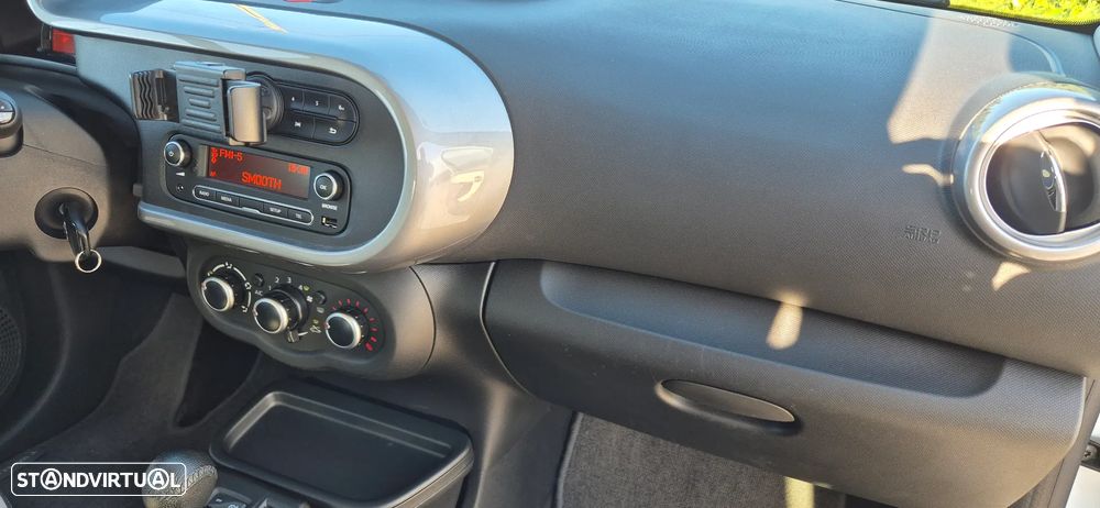 Renault Twingo 1.0 SCe Limited EDC - 14