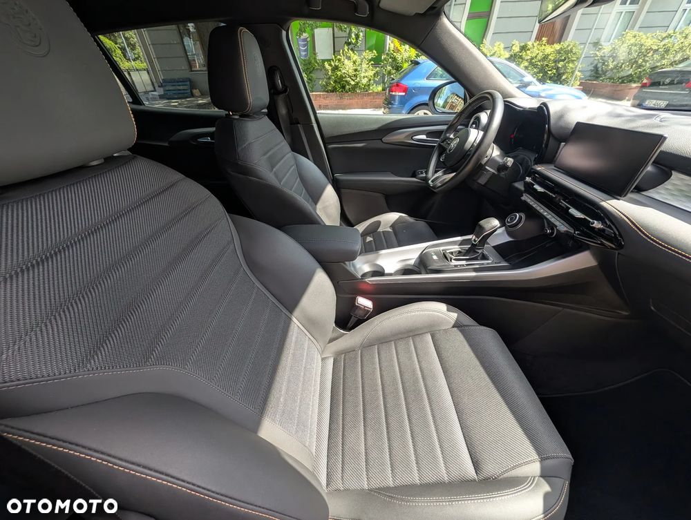 Alfa Romeo Tonale 1.5 T4 GSE mHEV TI DCT - 18