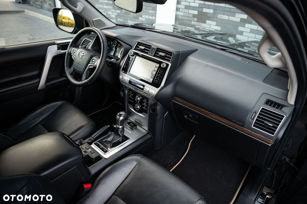 Toyota Land Cruiser LC 2.8 D-4D Prado - 28