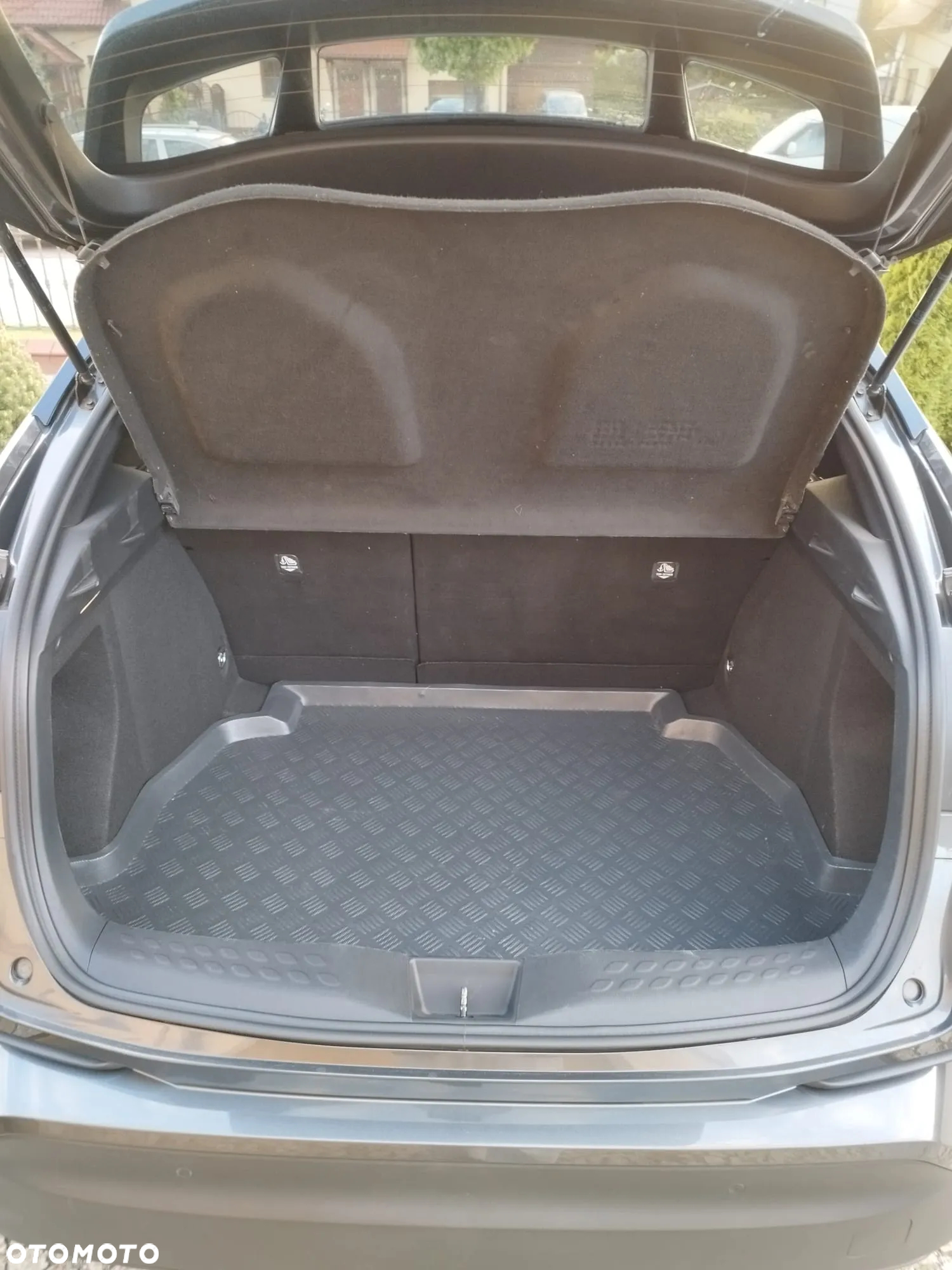 Toyota C-HR 1.8 Hybrid Prestige - 13