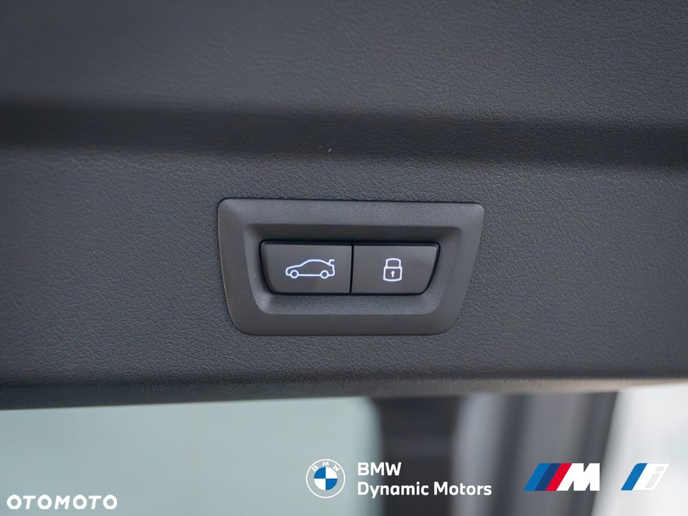 BMW iX2 eDrive20 - 14