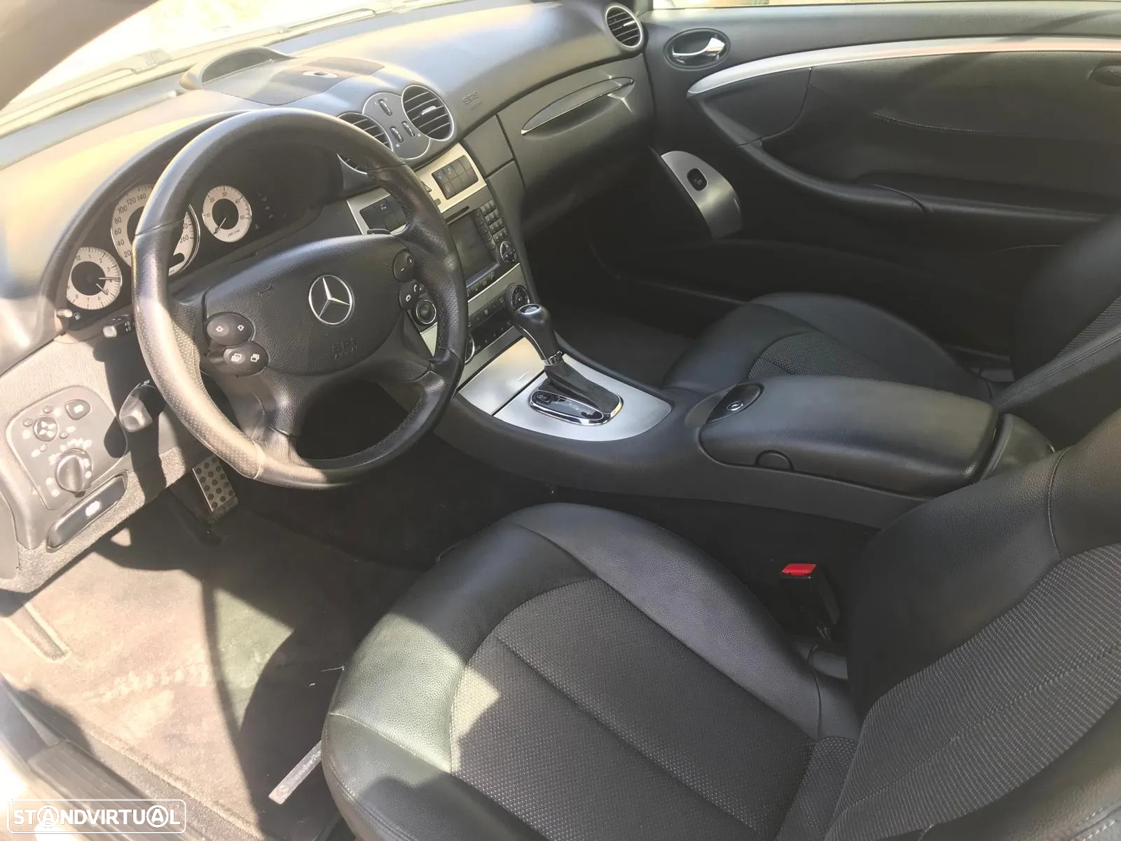 Mercedes-Benz CLK 220 CDi Avantgarde Aut. - 10