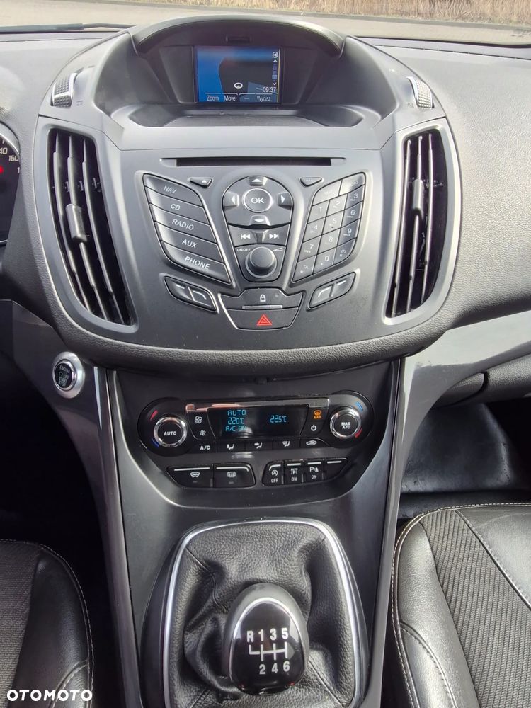 Ford Kuga 2.0 TDCi 4x4 Titanium - 24