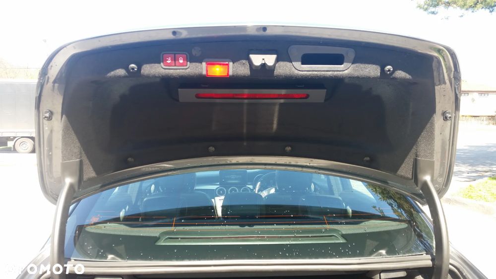 Mercedes-Benz Klasa C 220 d 9G-TRONIC - 10