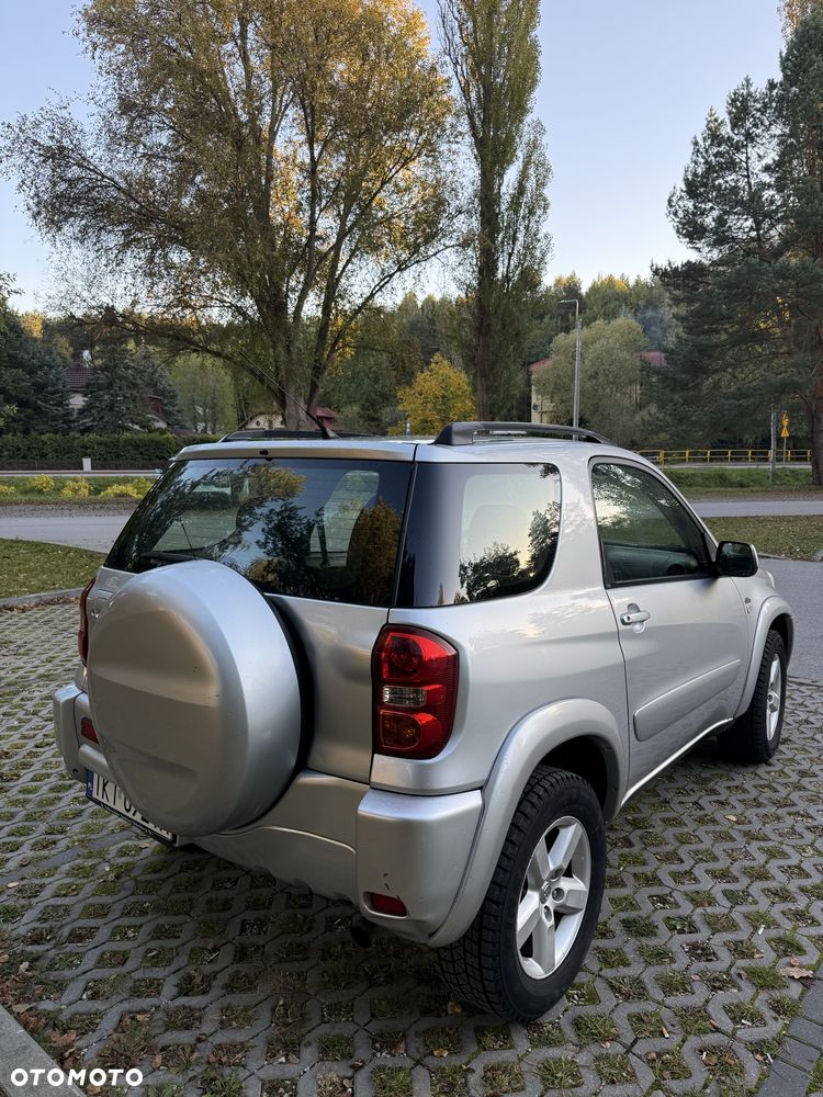 Toyota Rav4 2005 photo 5