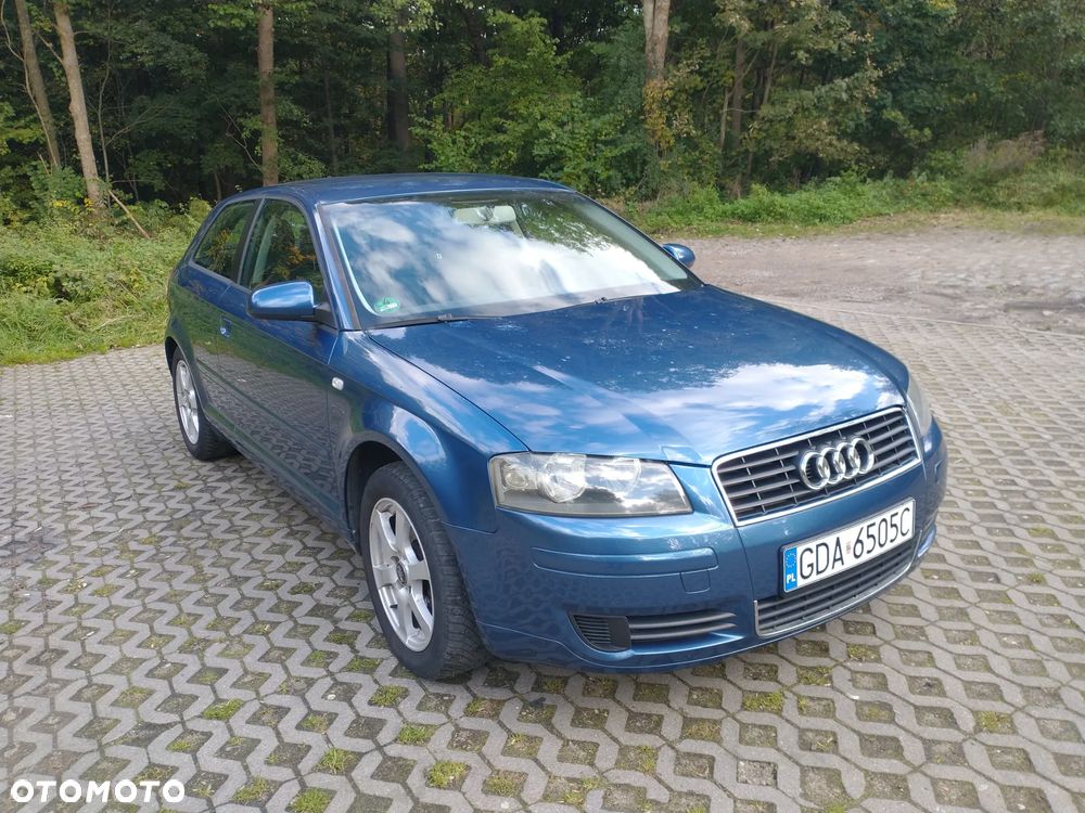 Audi A3 2.0 FSI Attraction - 3