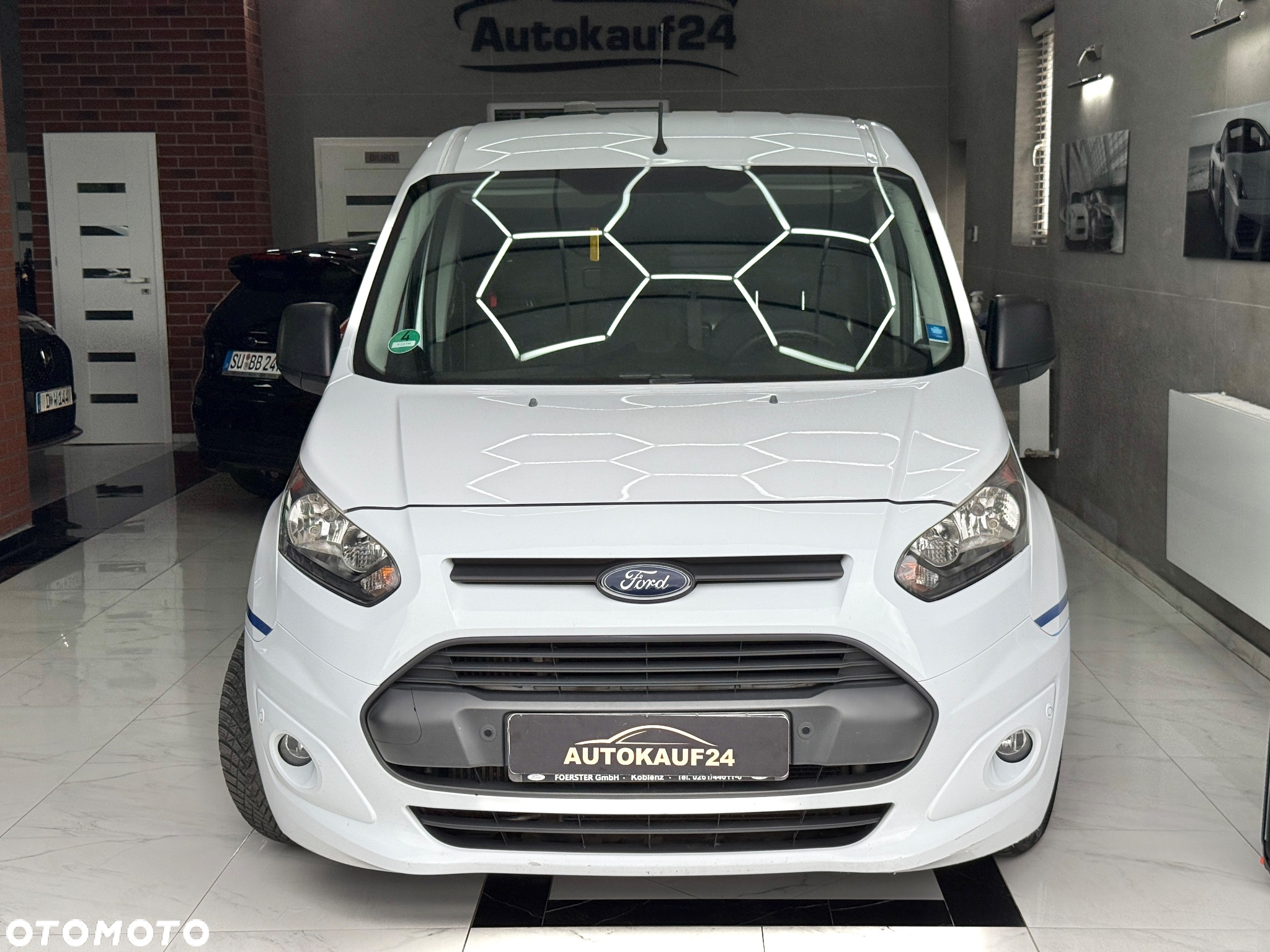 Ford Transit Connect - 4