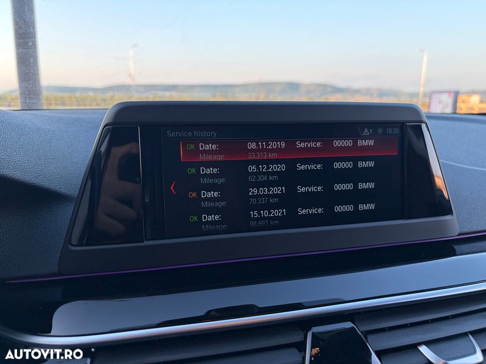 BMW Seria 5 520i AT - 25