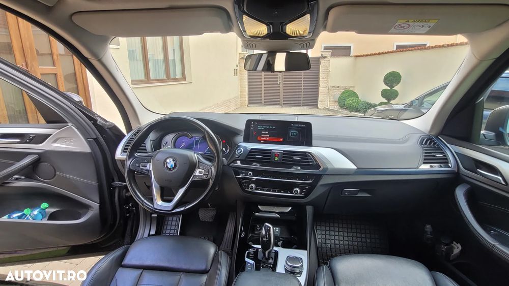BMW X3 xDrive20i AT - 22