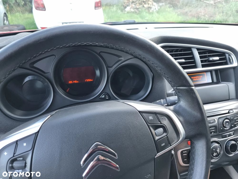 Citroën C4 e-HDi 115 Selection - 20