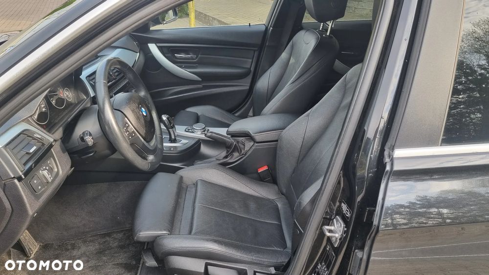 BMW Seria 3 320d Efficient Dynamics Edition - 18