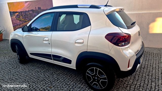 Dacia Spring - 4