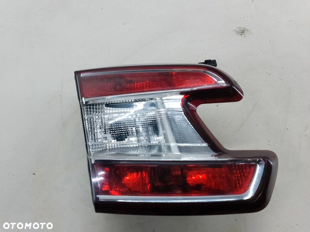 LAMPA TYLNA LEWA W KLAPE RENAULT MEGANE III 265550028R KOMBI - 1