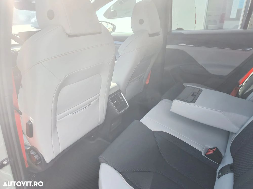 Skoda Elroq 85 Sportline - 10