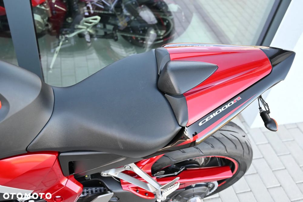 Honda CB - 32