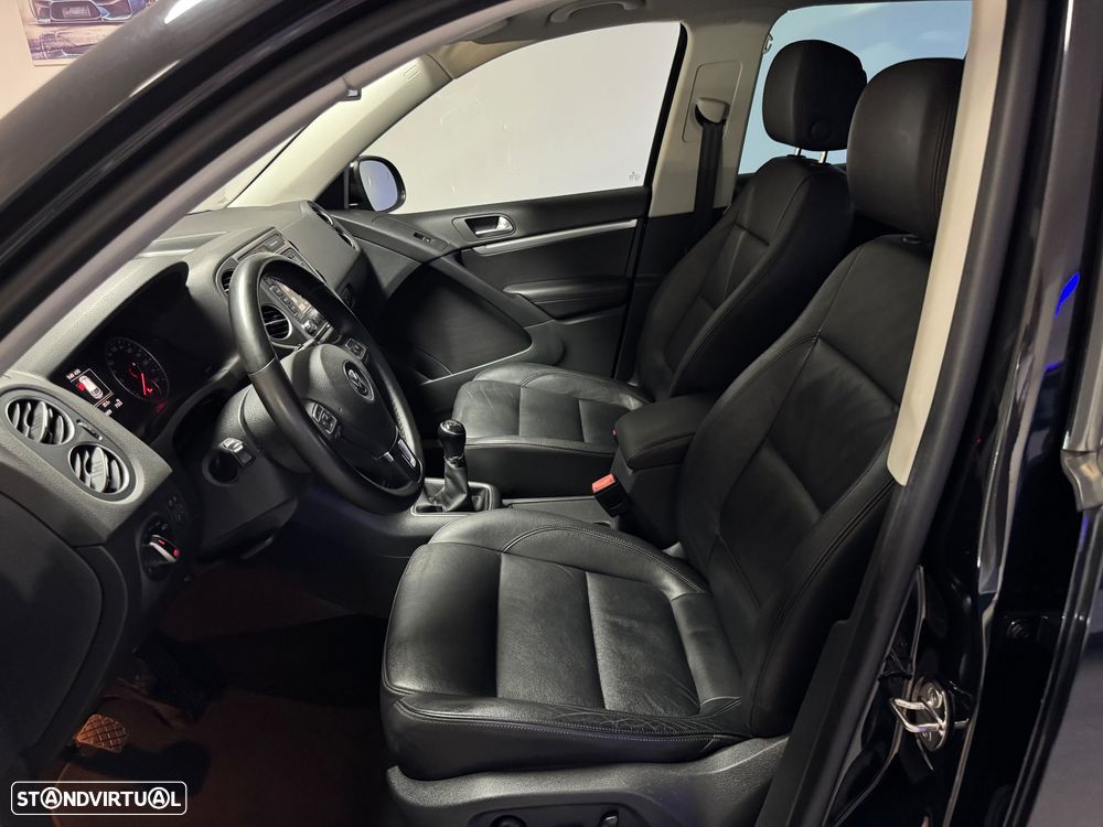 VW Tiguan 1.4 TSi BlueMotion Lounge Sport & Style - 15