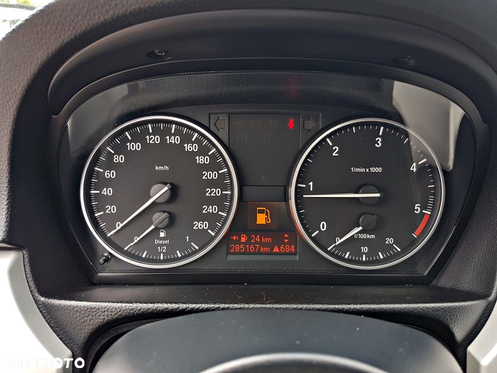 BMW Seria 3 320d Efficient Dynamics - 16