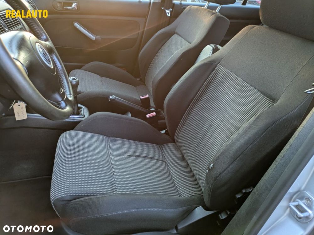 Volkswagen Golf - 15