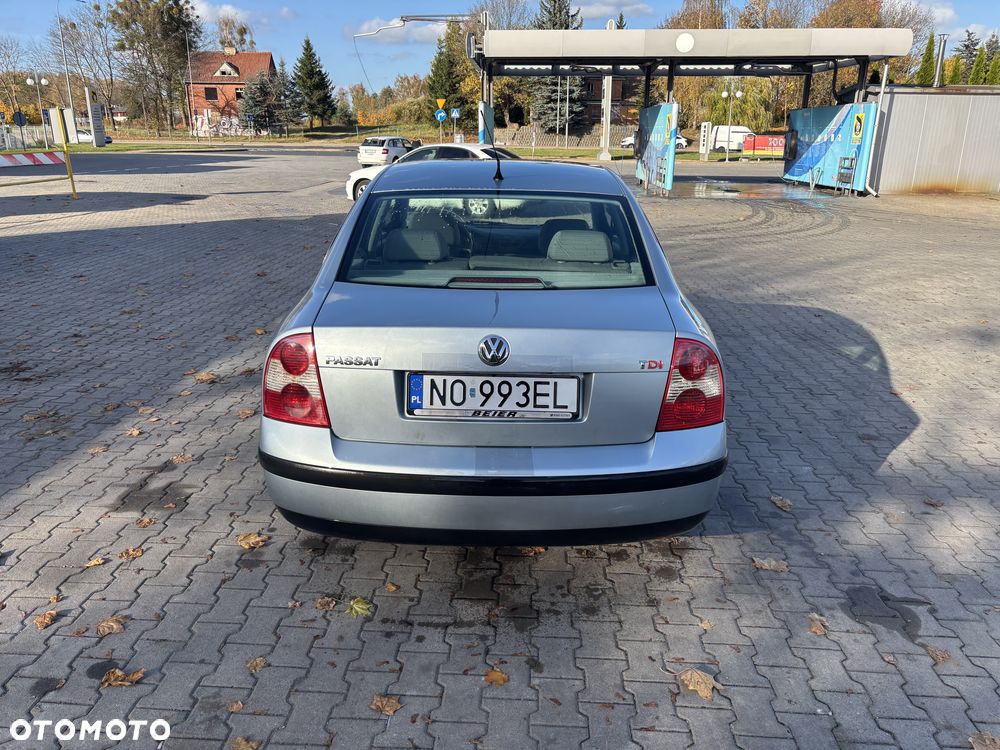 Volkswagen Passat - 3