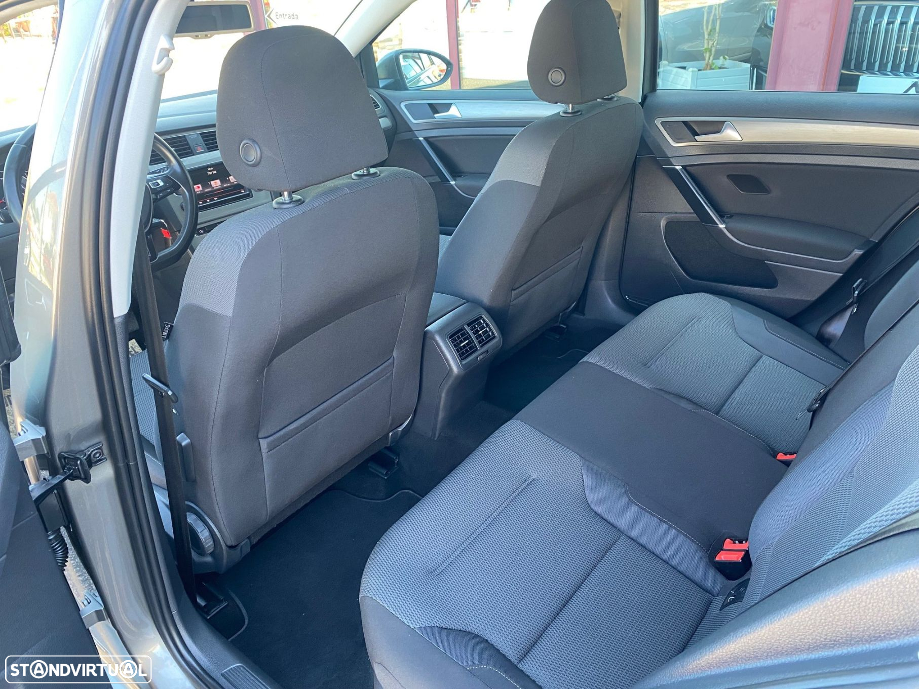 VW Golf Variant 1.6 TDi Trendline - 10