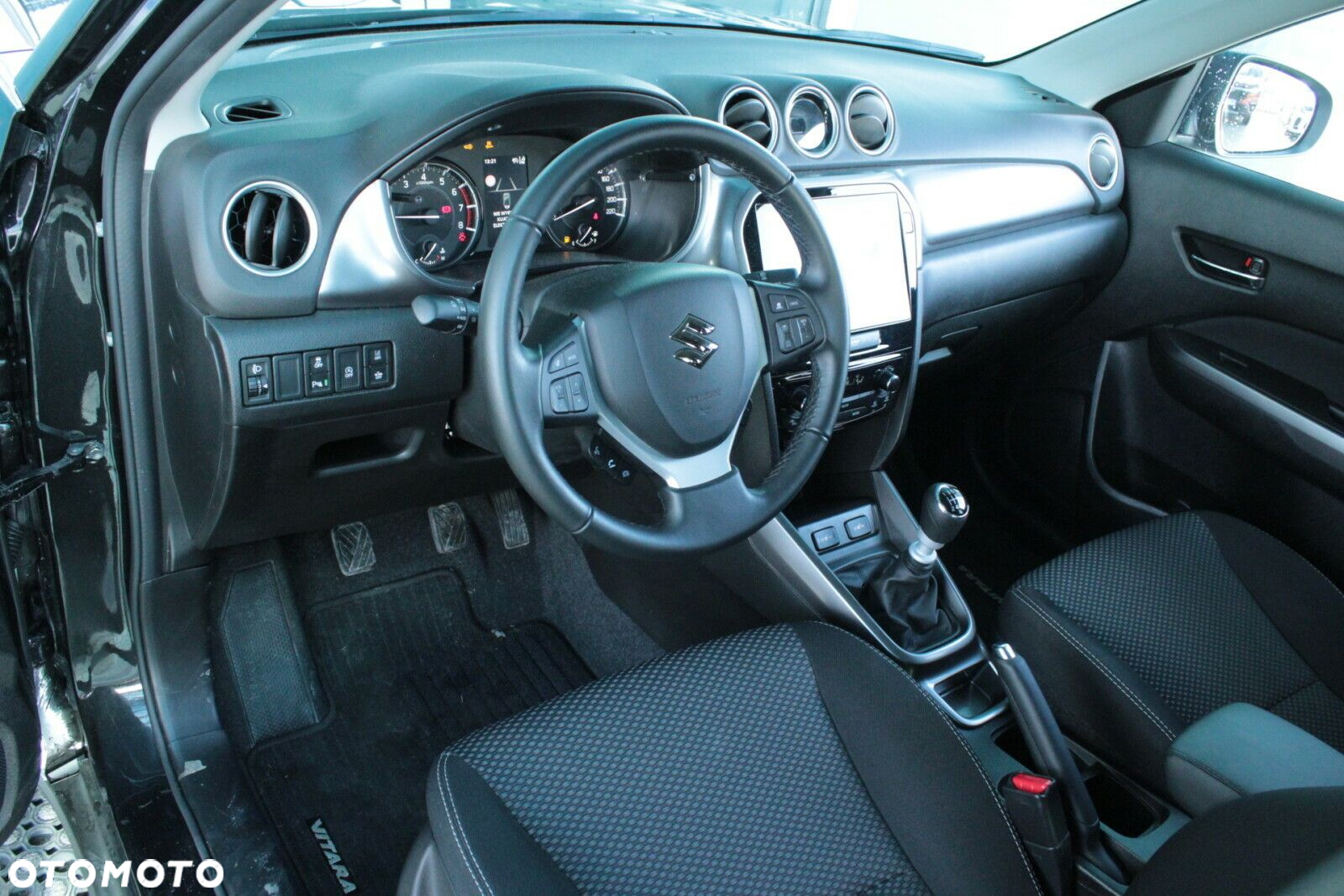 Suzuki Vitara 1.4 Boosterjet mHEV Premium Plus 2WD - 8
