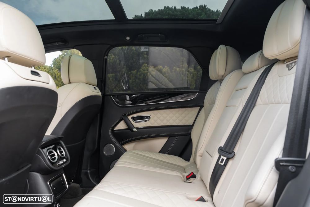 Bentley Bentayga - 29