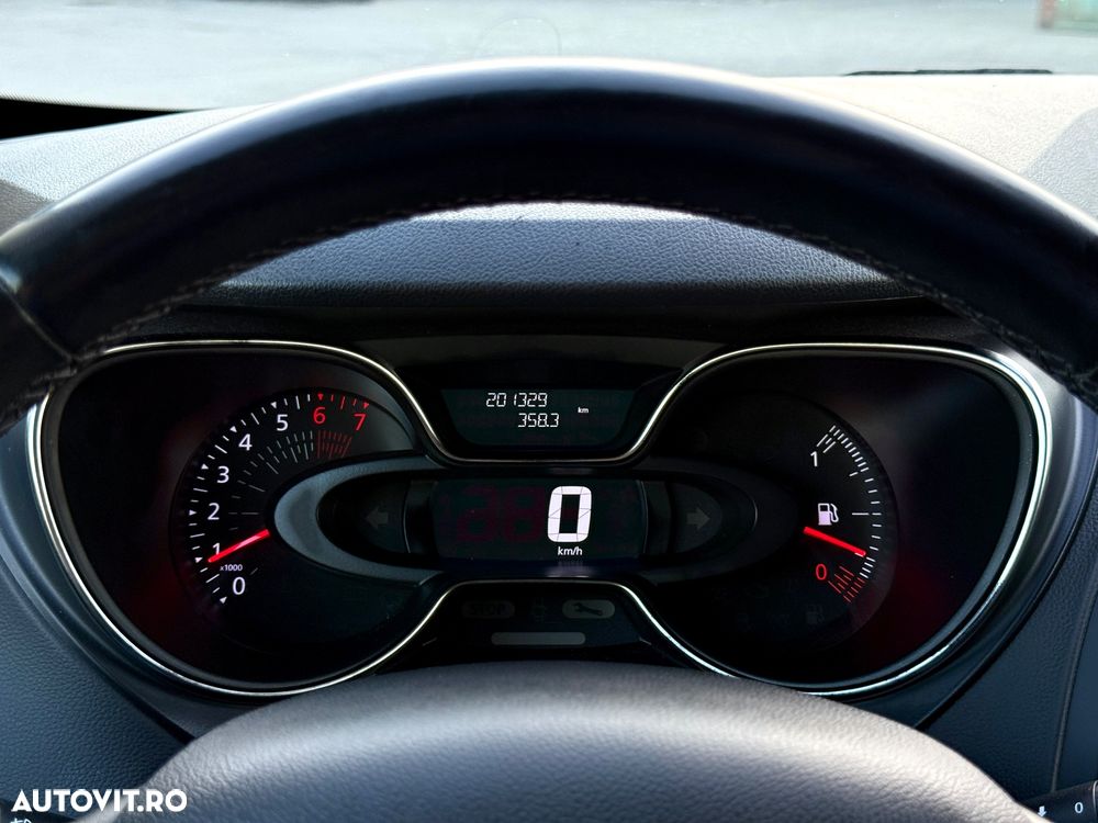 RENAULT Captur 2018 — imagine 8