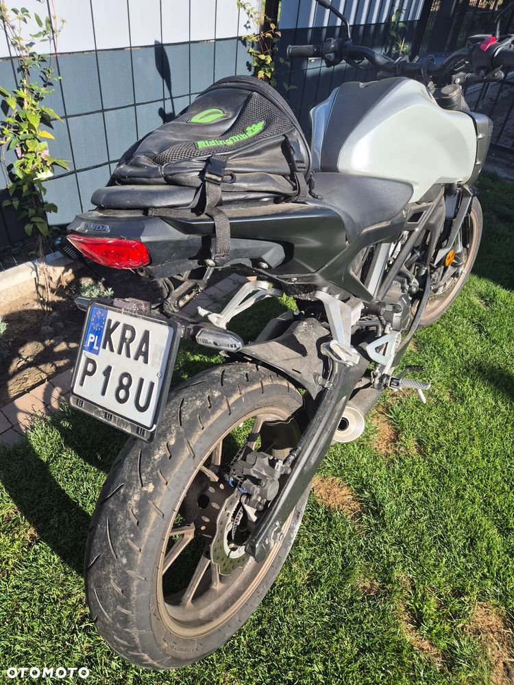 Honda CB - 4