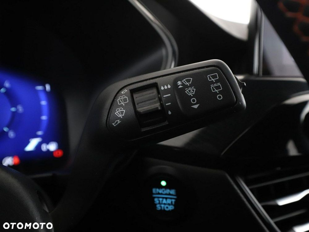 Ford Kuga 2.0 TDCi FWD ST-Line - 36