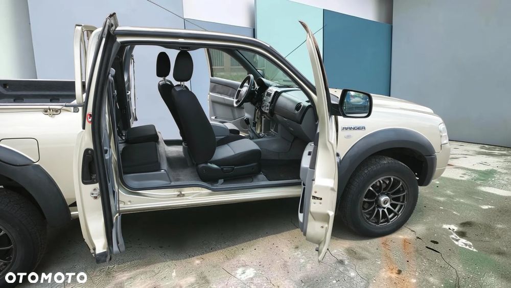 Ford Ranger 2.5 TDCi DC XL - 16