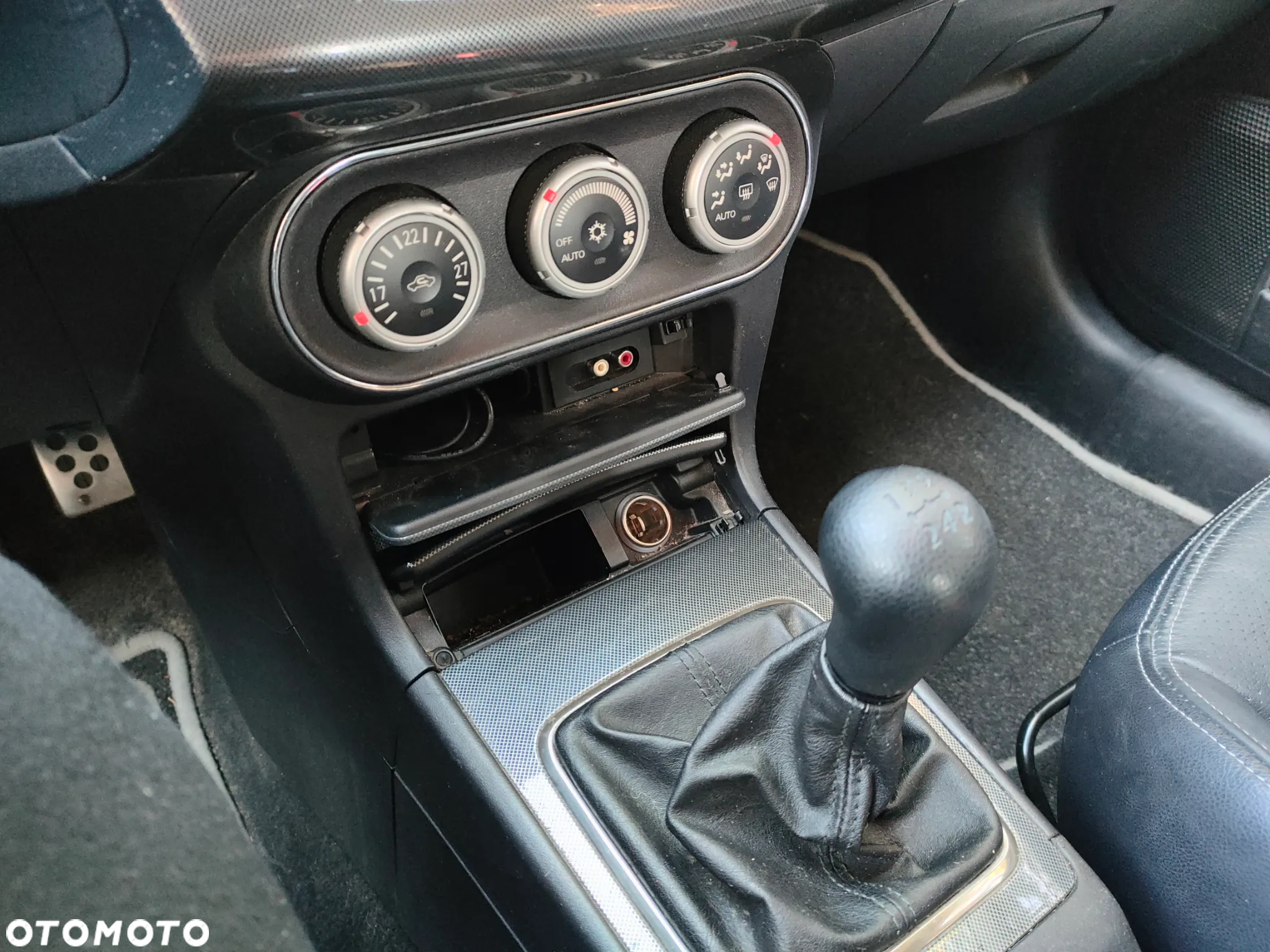 Mitsubishi Lancer 1.8 Intense - 27
