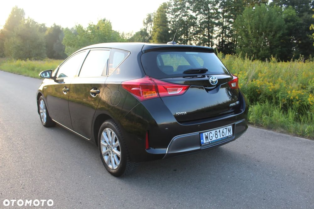 Toyota Auris 1.8 HSD Luna - 6